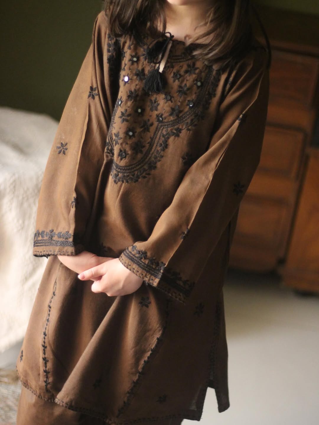 earthy brown dress Linen-Blend V-Neck Maxi Dress with Natural Texture  Earth Brown M / Earth Brown
